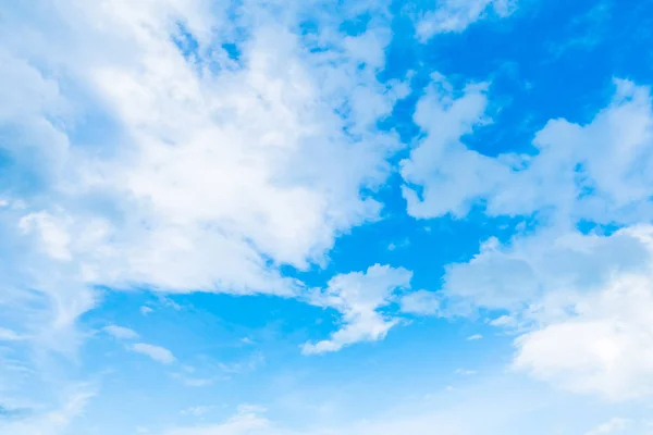 White cloud on blue sky — Stock Photo, Image