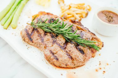 Izgara dana eti biftek