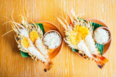 Izgara karides veya karides