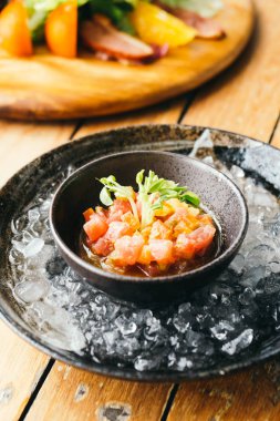 Ham ve taze Tuna tartare