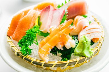 Karışık sashimi seti