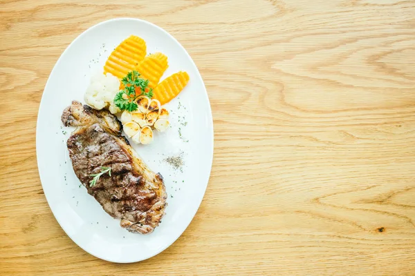 Sebzeli ızgara sığır eti biftek