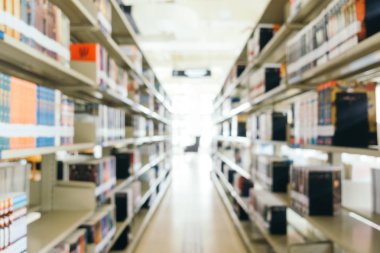 Soyut bulanıklık ve Kütüphane içinde ufuk bookshelf