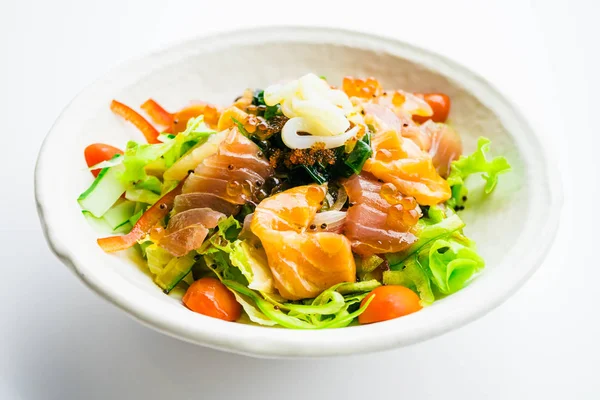 Ham ve taze karışık sashimi somon ile 