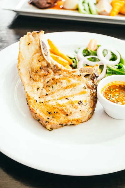 Bife de carne de porco — Fotografia de Stock