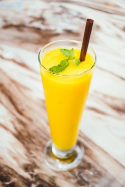 Smoothies sağlıklı kase 