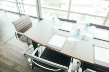 Soyut bulanıklık ve ufuk toplantı ofis iç Oda