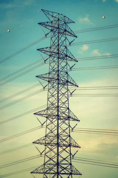 전기 및 높은 전압 — 스톡 사진