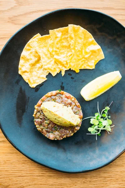 Ham ve taze orkinos et tartar