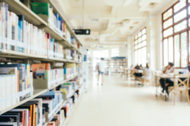 Soyut bulanıklık ve Kütüphane içinde ufuk bookshelf