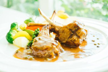 ızgara Kuzu pirzola