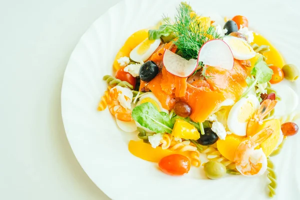 Salada de frutos do mar mistos — Fotografia de Stock