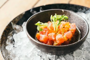 Ham ve taze orkinos et tartar