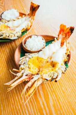 Izgara karides veya karides