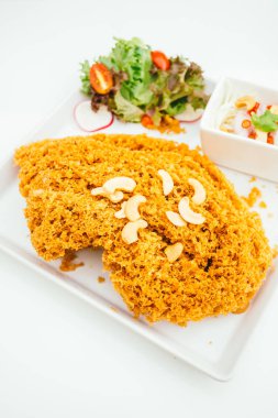 çıtır catfish salata