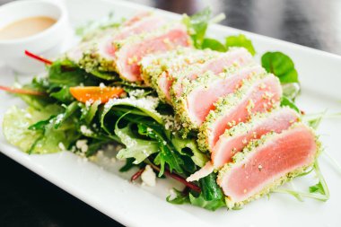 Ham ve taze orkinos et 