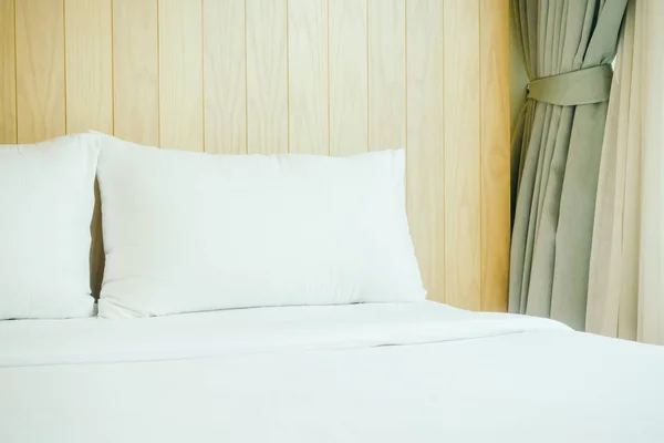 White pillow on bed — Stock Photo, Image