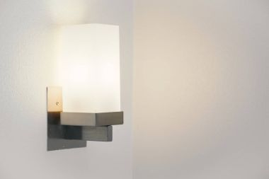Duvarda ışık lamba