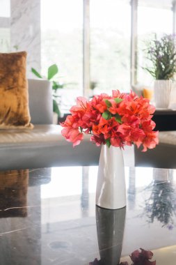 Masada Çiçek Vazosu