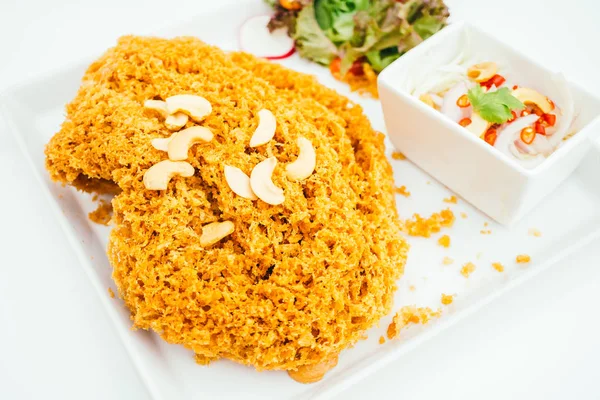 çıtır catfish salata