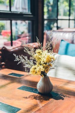 Tablo vazo çiçeği