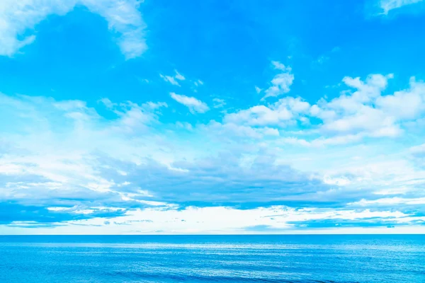 White cloud on blue sky  with seascape — Stock Photo, Image