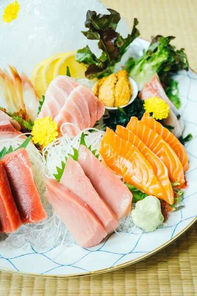 Viande de poisson sashimi crue et fraîche — Photo