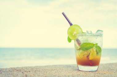 İçme mojito cam buz