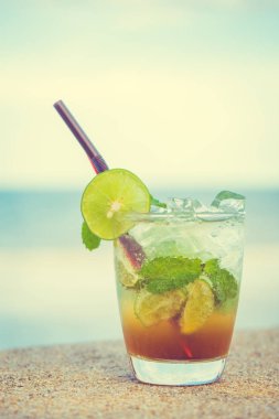 İçme mojito cam buz