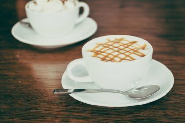 Sıcak karamel kahve Kupası latte