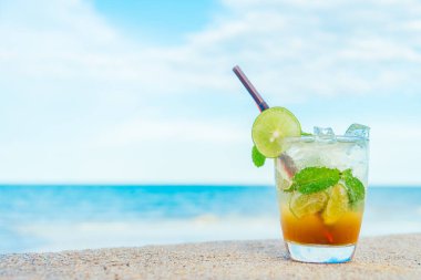 İçme mojito cam buz