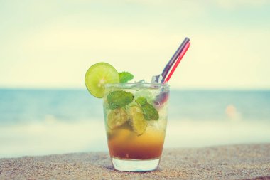 İçme mojito cam buz