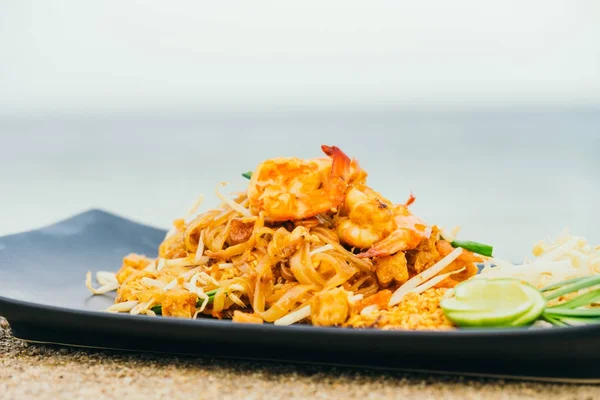 Pad thai noedels — Stockfoto