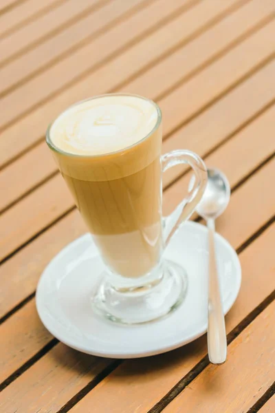 Heiße Latte-Kaffeetasse — Stockfoto