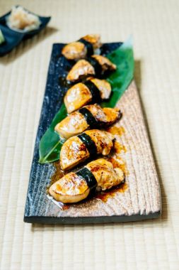 Kaz ciğeri sushi seti