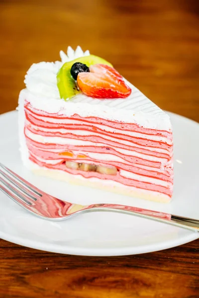 Torta di crepes alla fragola — Foto Stock