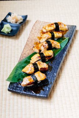 Kaz ciğeri sushi seti