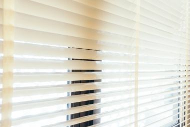 Window dekorasyon kör 