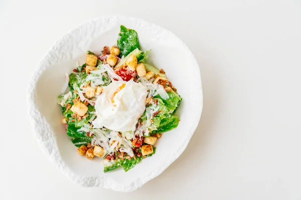 Salade César aux légumes frais — Photo