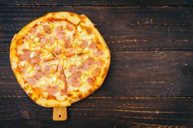 lezzetli Hawai Pizza