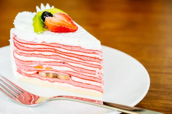 Crêpes aux fraises gâteau — Photo