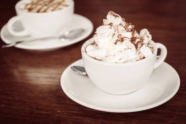 Sıcak çikolata hatmi beyaz Kupası