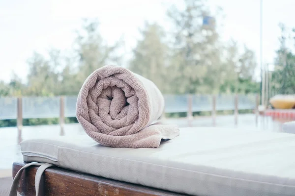 Piscina de toalha — Fotografia de Stock