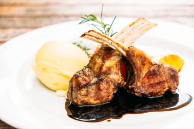 ızgara Kuzu pirzola