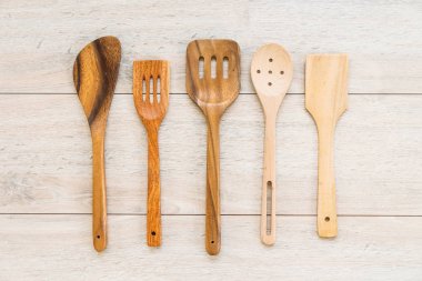 Ahşap mutfak eşyaları ya da mutfak gereçleri kopya alanı - Vintage filtre ahşap tablo