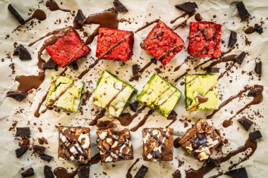 Şekerli tatlı çikolata kek pasta kahverengi kağıt - filtre işleme ile