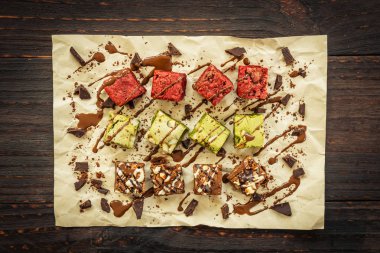 Şekerli tatlı çikolata kek pasta kahverengi kağıt - filtre işleme ile