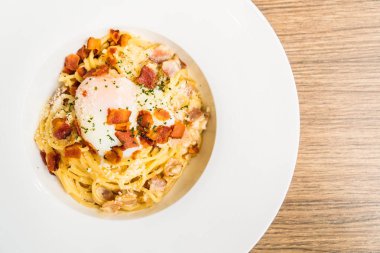 spagetti carbonara