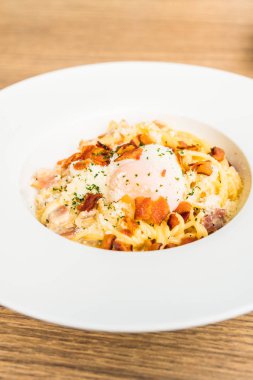 spagetti carbonara