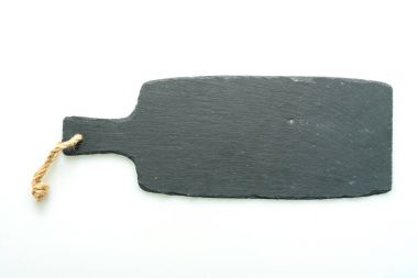 Beyaz arka plan üzerinde izole siyah taş kayrak